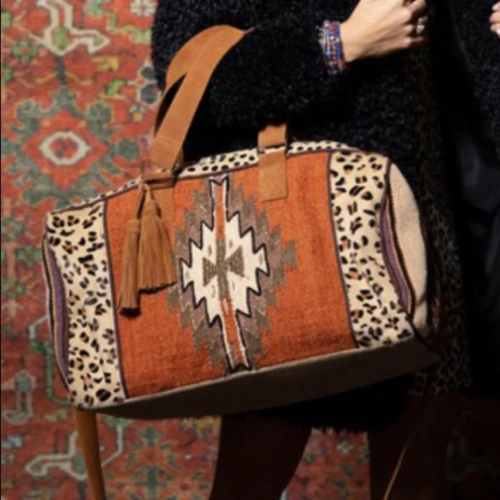 Southwestern Aztec Pattern Weekender Bag - Picture 1 of 13